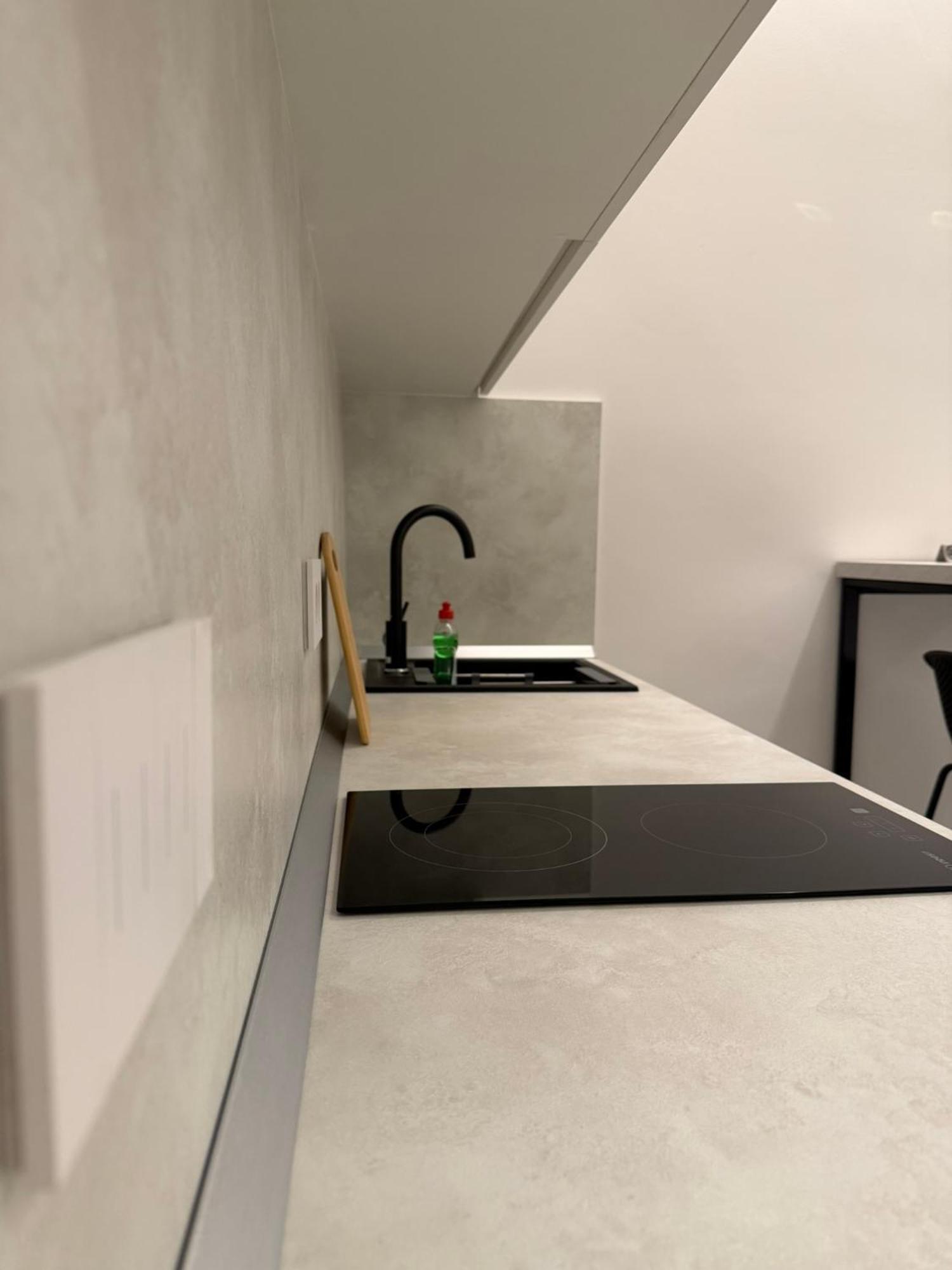 Apartman East Meets West *